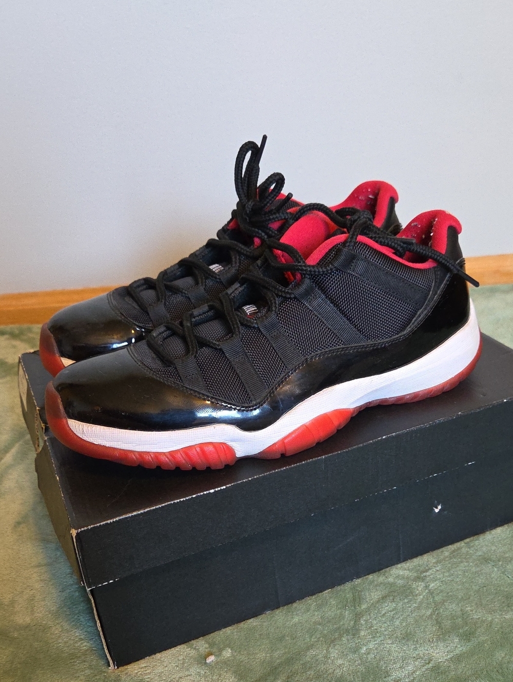 NIKE Air Jordan 11 Retro Low 'Bred'